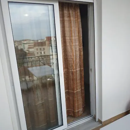 G M 6 Kentro In The Heart Of The *