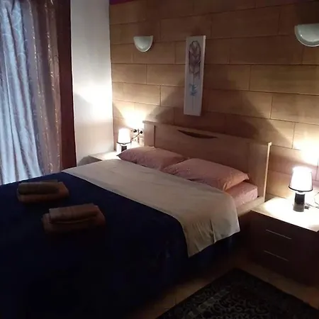 G M 6 Kentro In The Heart Of The Apartment Larissa