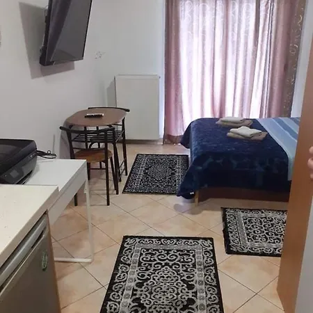 Apartman G M 6 Kentro In The Heart Of The *