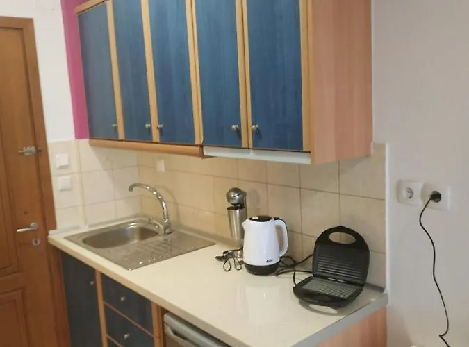 G M 6 Kentro In The Heart Of The Apartman *