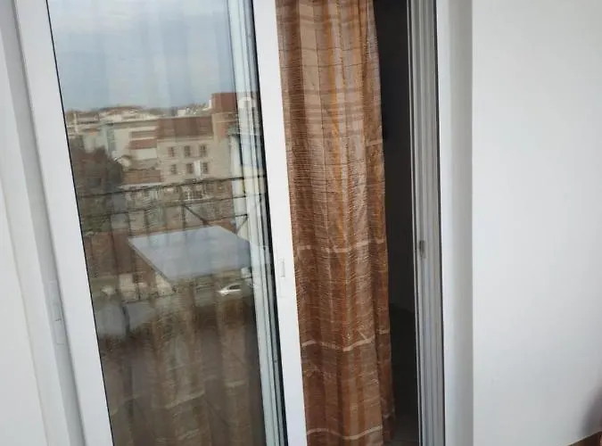 G M 6 Kentro In The Heart Of The *